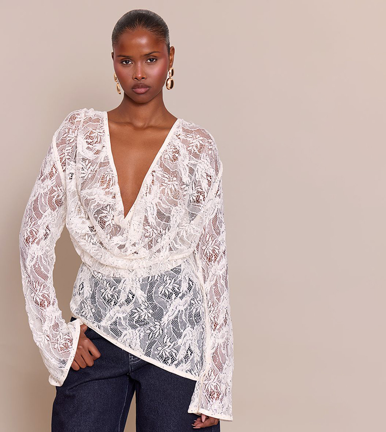 PrettyLittleThing  Casual Tops - Cream Casual Tops