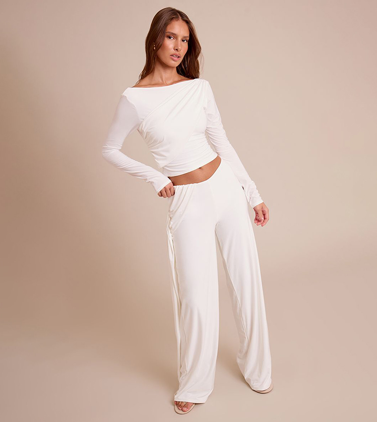 بريتي ليتل ثينغ  توبات قصيرة - كريمي  Cropped Tops