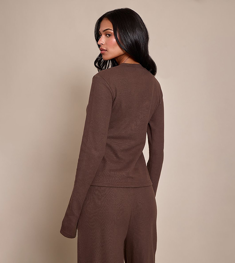 بريتي ليتل ثينغ  توبات كاجوال  - بني  Casual Tops