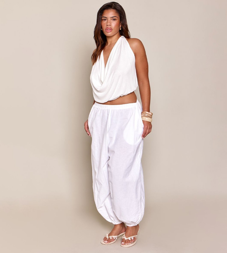 PrettyLittleThing  Sleeveless Tops - White Sleeveless Tops