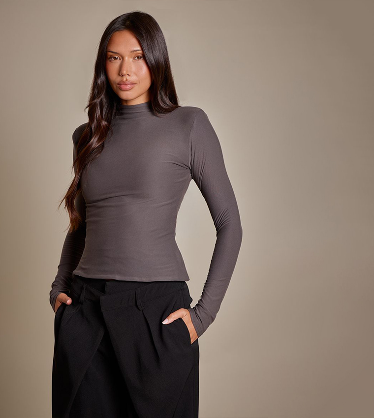 بريتي ليتل ثينغ  توبات كاجوال  - رمادي Casual Tops