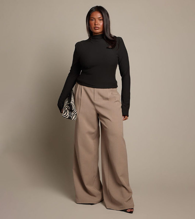 Curve Brushed Shoulder Pad Top