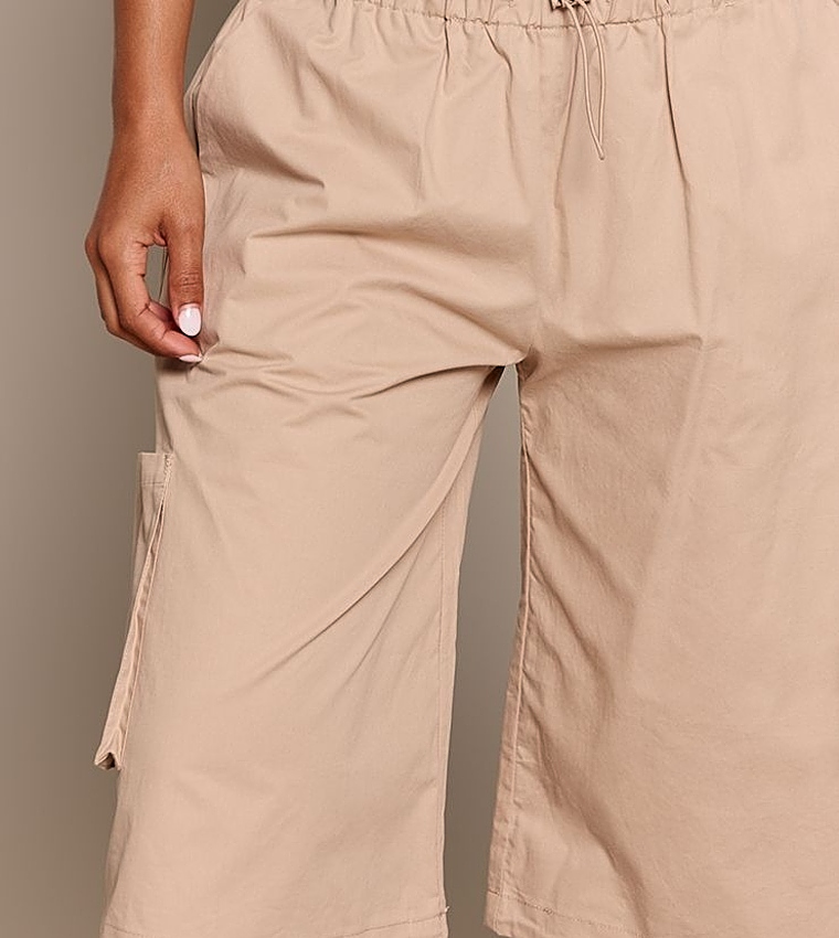 Petite Toggle Hem Cargo Shorts