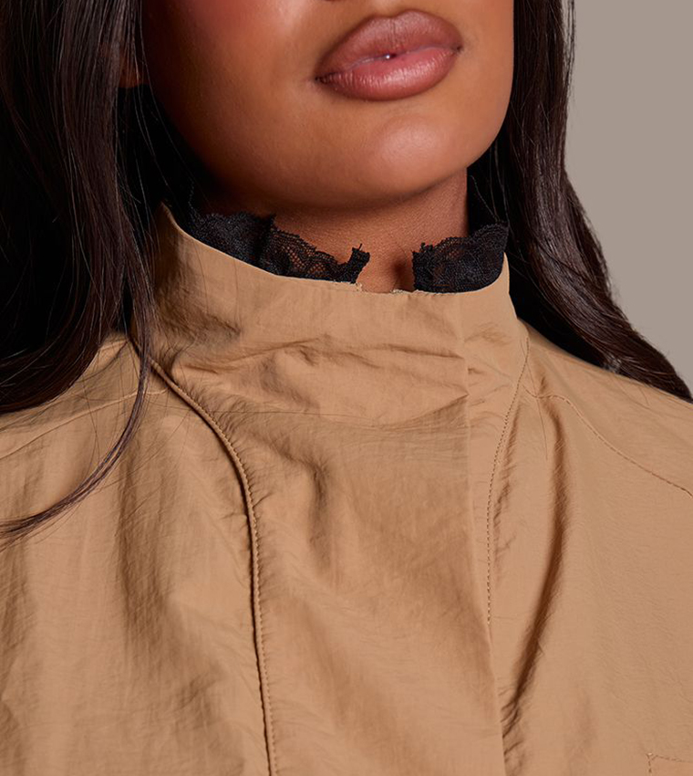 Curve Nylon Funnel Neck Windbreaker Jacket