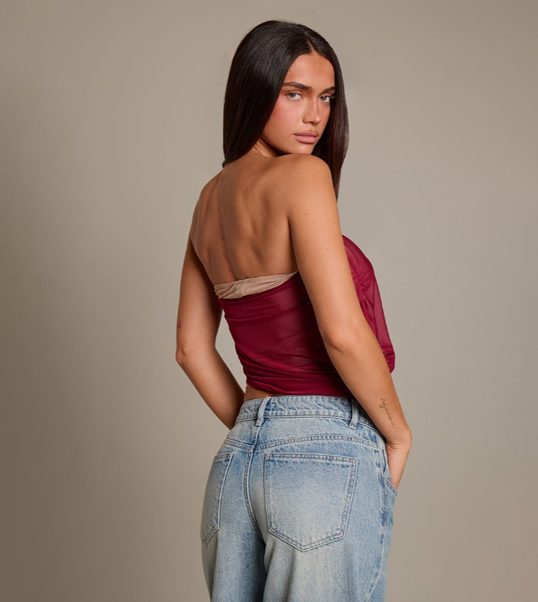 PrettyLittleThing  Cropped Tops - Burgundy Cropped Tops