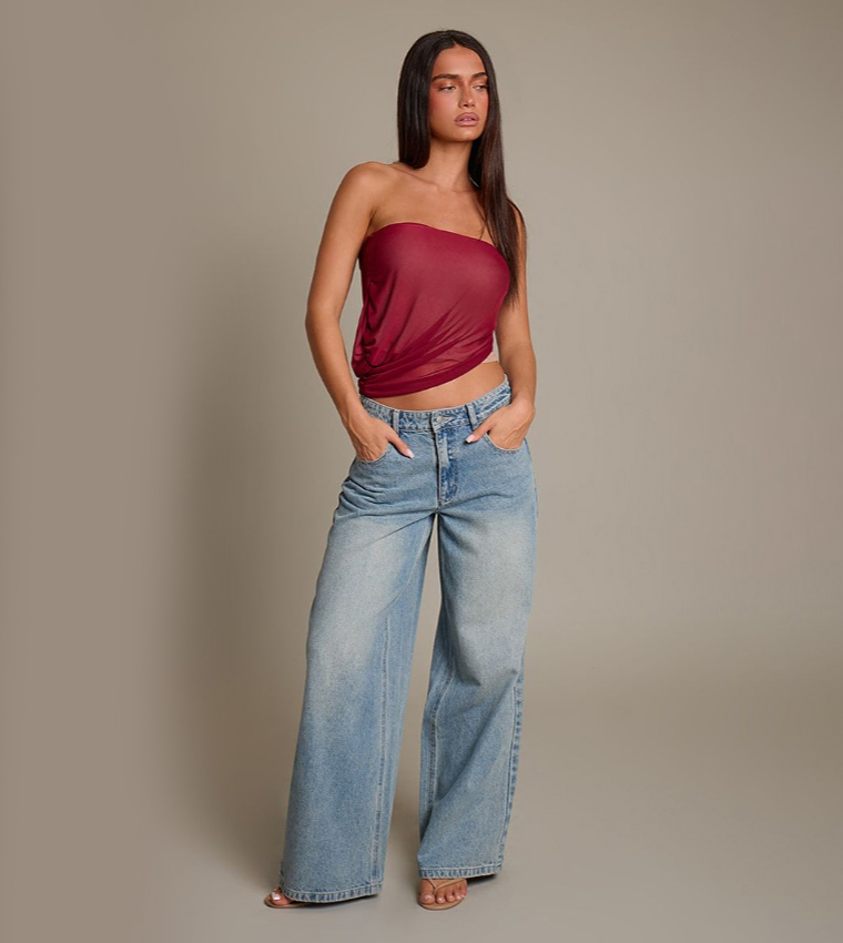 PrettyLittleThing  Cropped Tops - Burgundy Cropped Tops