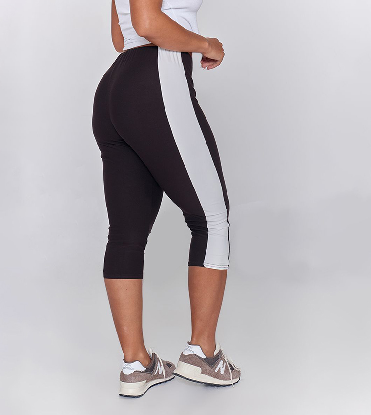 Curve Contrast Panel Capris