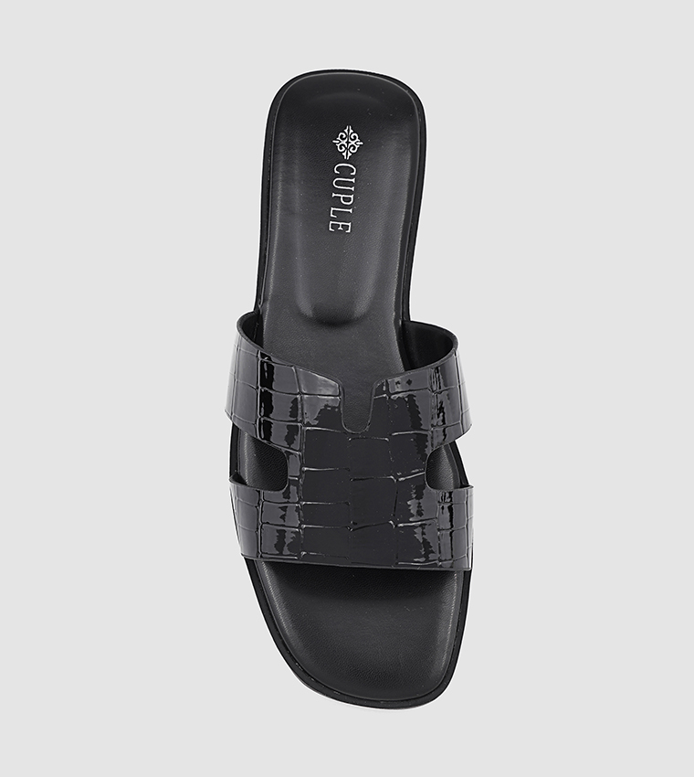 Textured Flat Sandals
