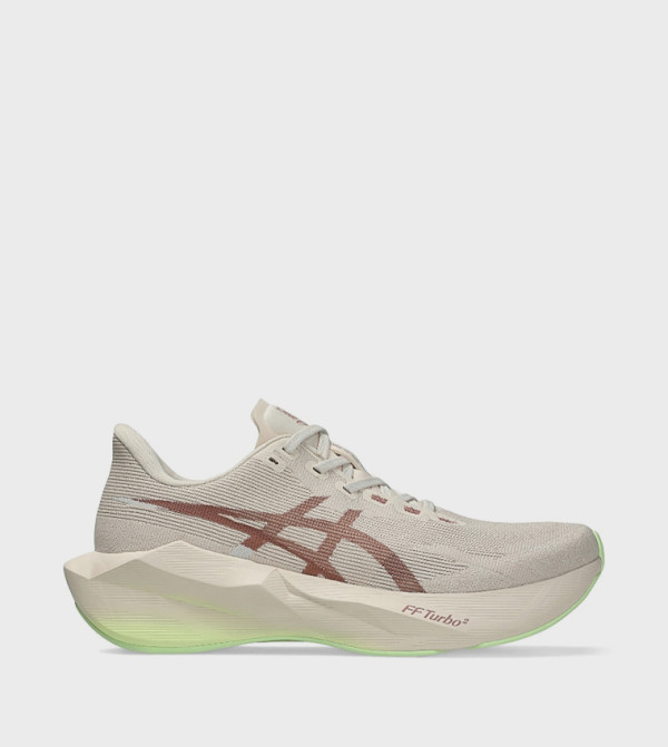 NOVABLAST 6 Running Shoes