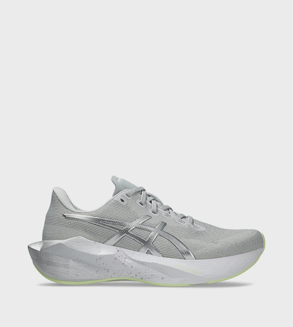 NOVABLAST 6 PLATINUM Running Shoes