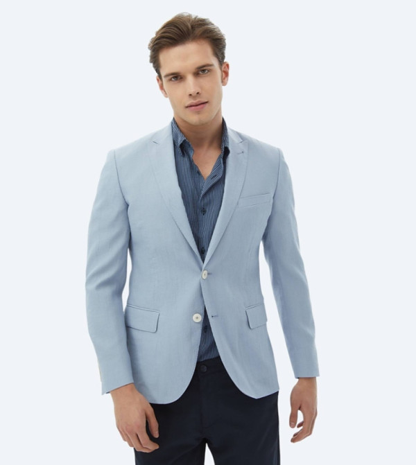 Solid Slim Fit Blazer