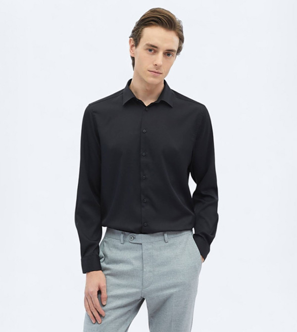 Solid Long Sleeves Regular Fit Shirt