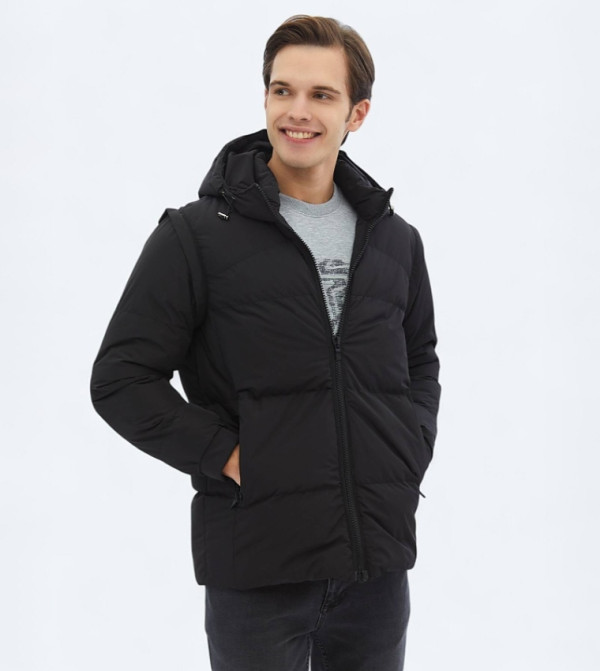 Solid Hooded Regular Fit Puffer Jacket