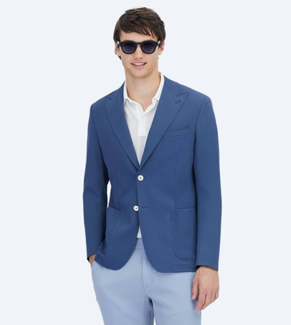 Solid Modern Fit Blazer