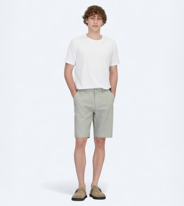 Solid Jogging Fit Cotton Blend Casual Shorts
