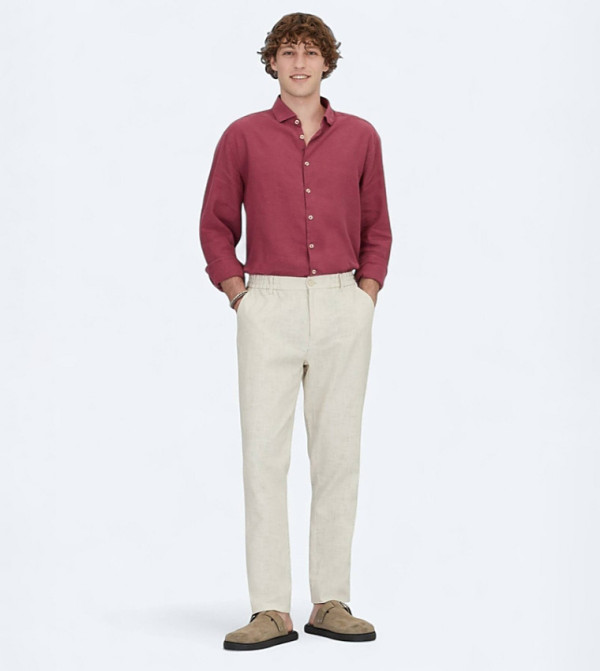 Solid Tapered Fit Casual Trousers