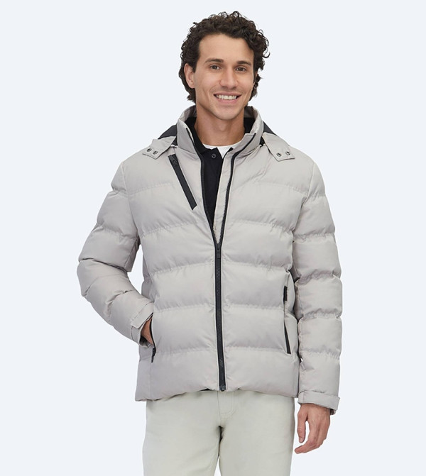 Solid Regular Fit Woven Removable Hood Puffer Jacket