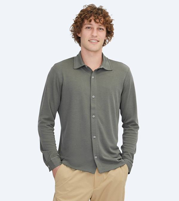 Solid Long Sleeves Regular Fit Shirt