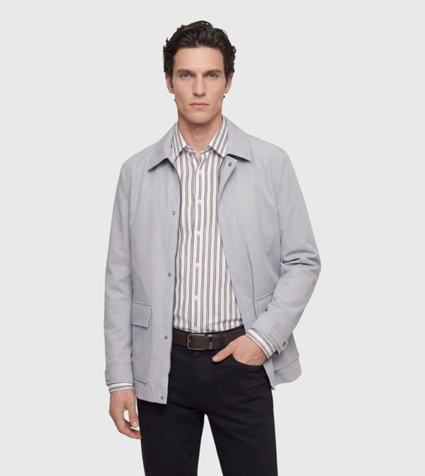 Solid Regular Fit Lightweight Jacket