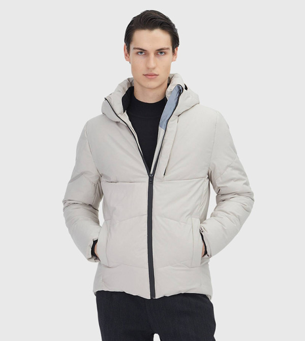Solid Regular Fit Hooded Puffer Jacket