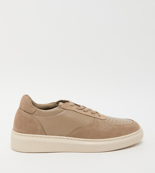 Textured Round Toe Lace-Up Sneakers