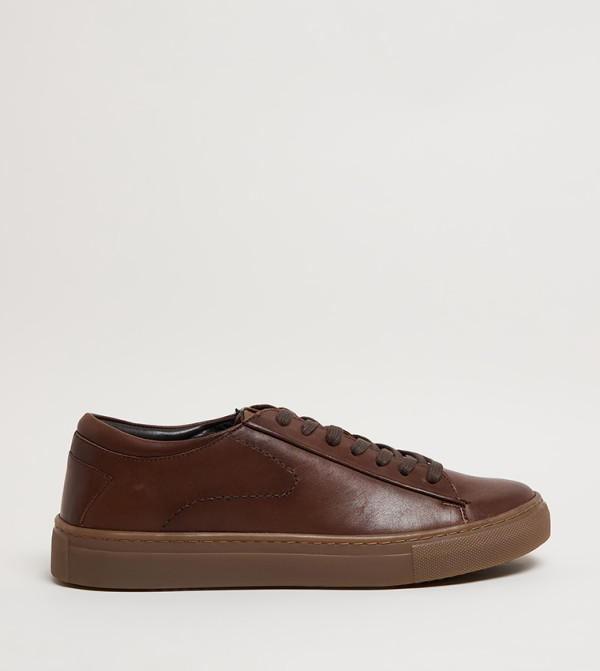 STOCK Solid Lace-Up Shoes