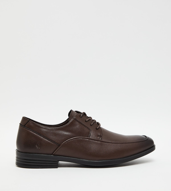 Textured Round Toe Formal Lace-On Shoes