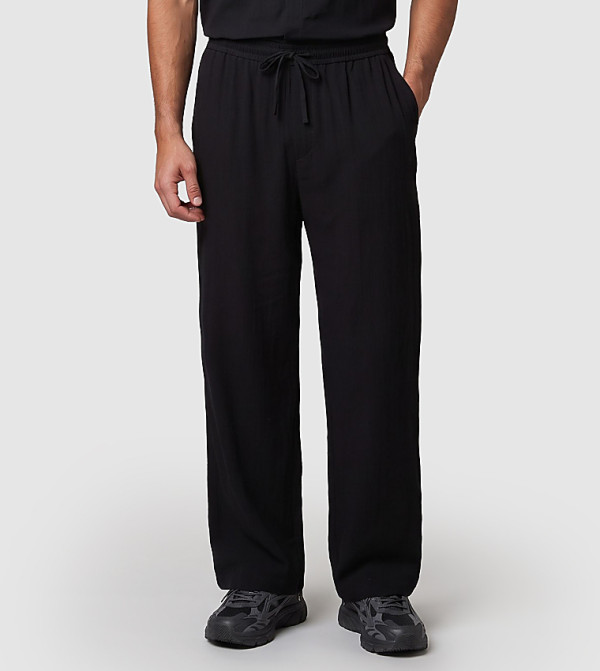 Solid Relaxed Fit Casual Pants