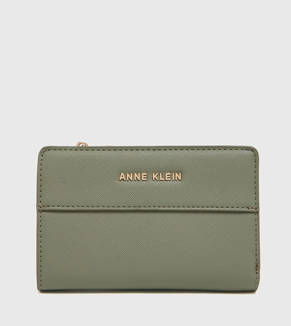 Textured Zippered Wallet