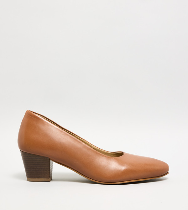 Textured Pointed Toe Pumps
