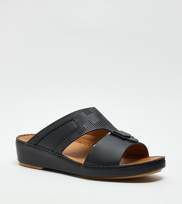 Textured Arabic Sandals