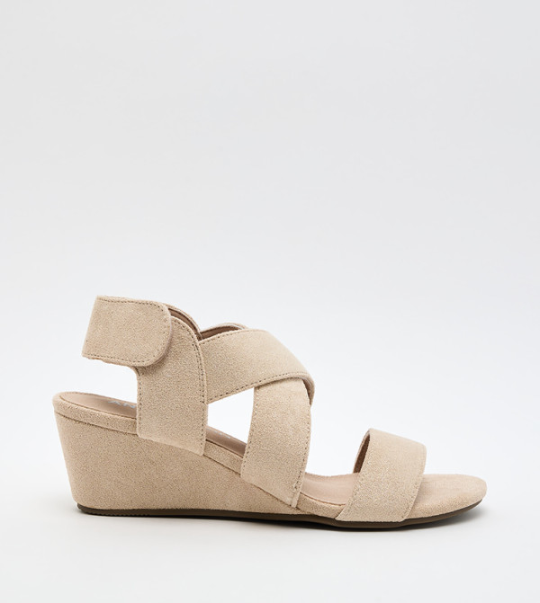 BRAVE Strappy Open Toe Wedge Sandals