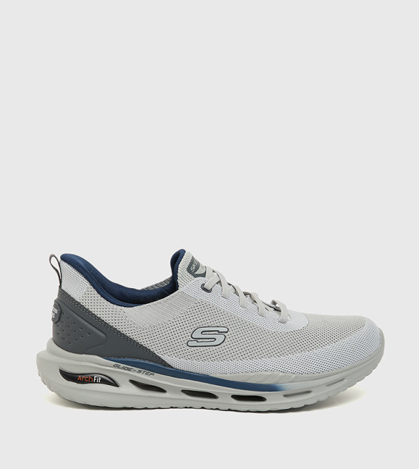 ARCH FIT ORVAN Logo Detail Lace-Up Shoes