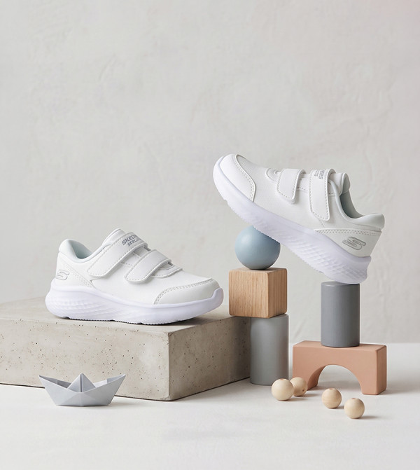 Skech-Lite Velcro Low Top Sneakers