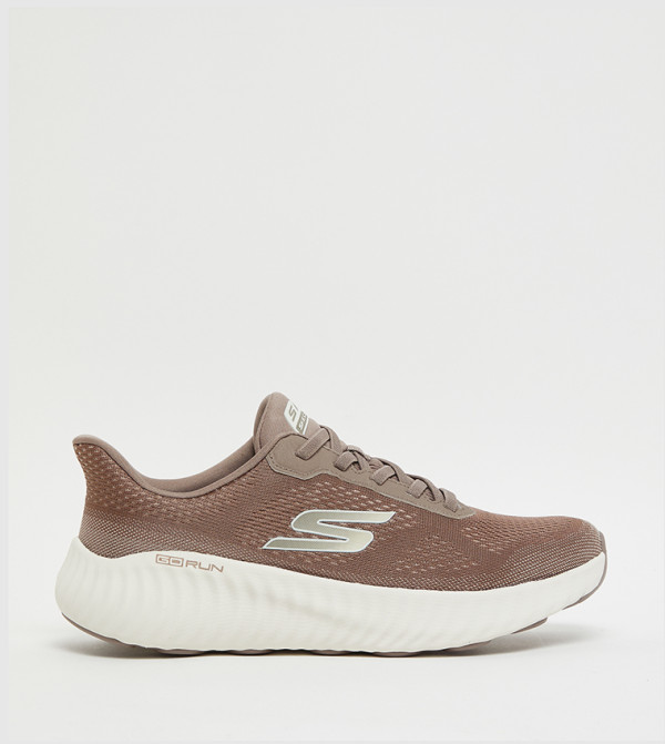 GO RUN NOW Logo Printed Shoes