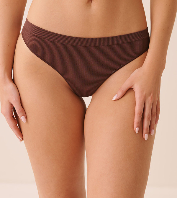 Seamless Fabric Ribbed Thong Brief