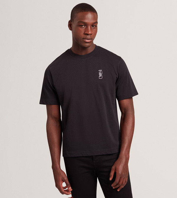 KUYRT Embroidered Crew Neck T-Shirt