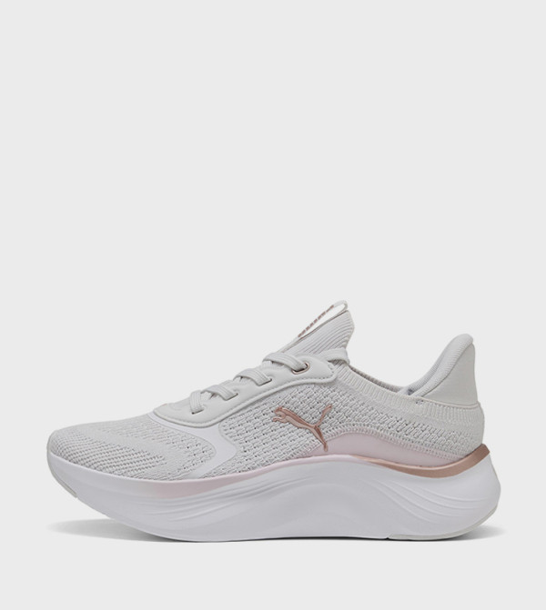 SOFTRIDE MAYVE Textured Lace Up Running Shoes