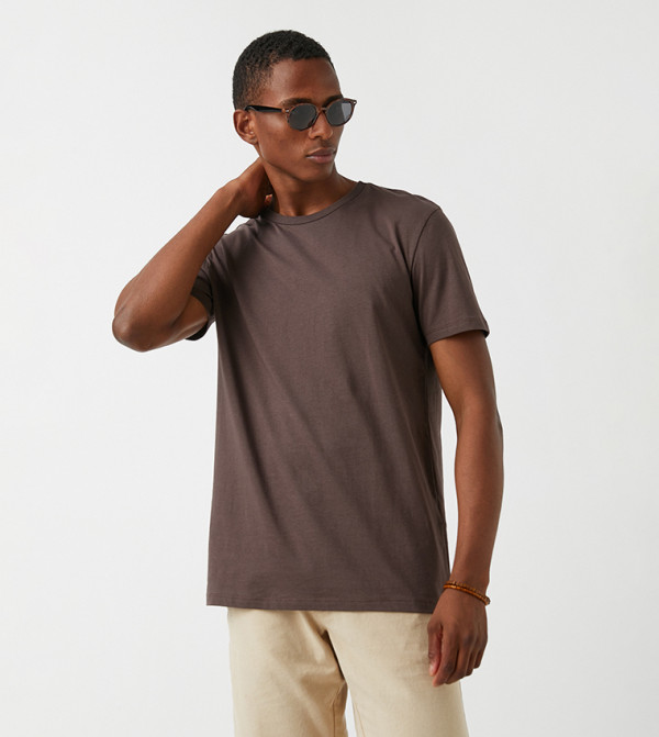 Solid Crew Neck T-Shirt