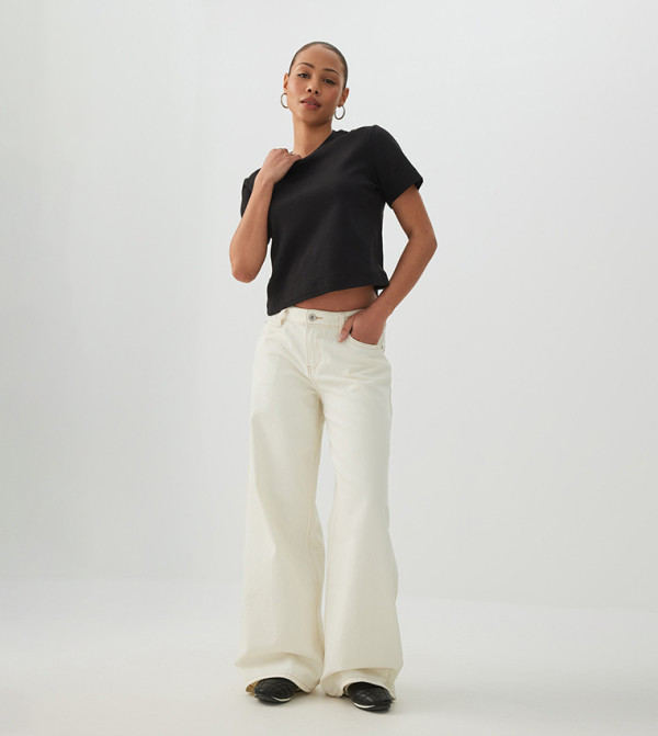 Solid Short Sleeves Boxy Crop T-Shirt