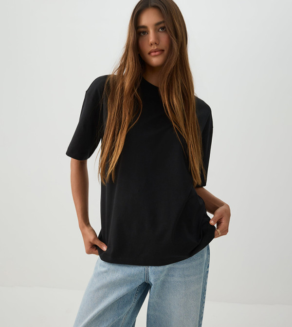 Solid Boxy Fit Crew Neck T-Shirt