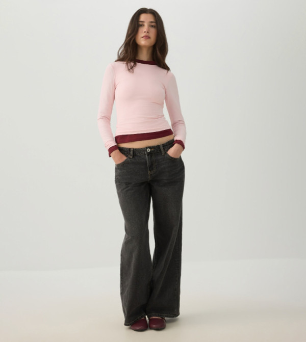 The Off-Duty Fit Low Rise Wide Leg Jeans