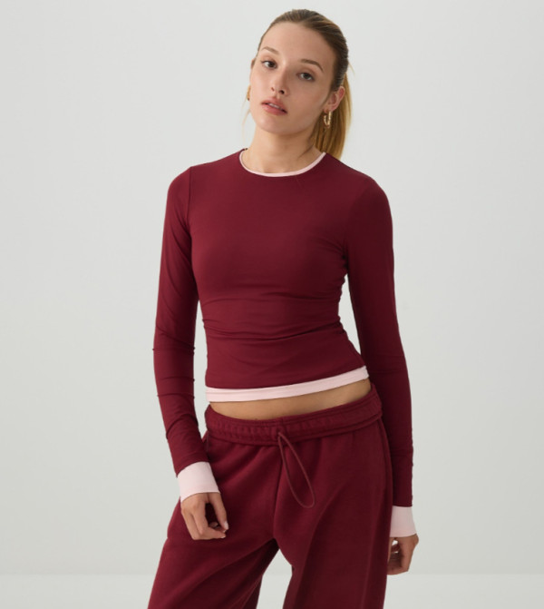 PURAFORM™ Solid Long Sleeves Cropped T-Shirt