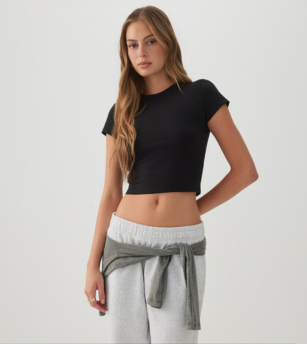 BASICORE™ Solid Cap Sleeves Fitted Crop T-Shirt