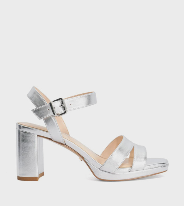 MANIFESTING Ankle Strap Block Heel Sandals