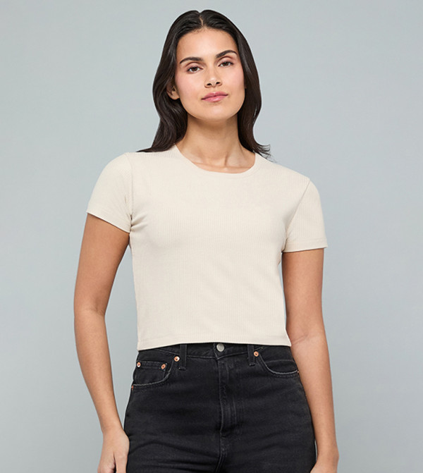 Ribbed Top with Round Neck and Short Sleeves