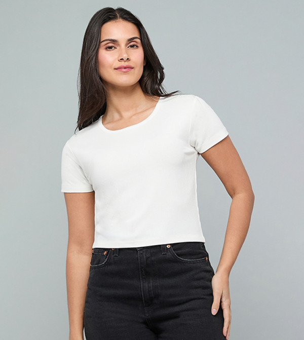 Ribbed Top with Round Neck and Short Sleeves