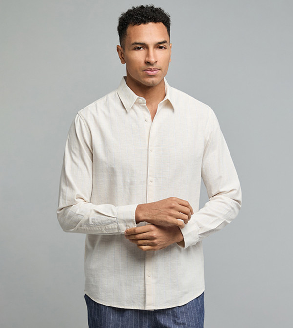 Textured Shirt with Classic Collar and Long Sleeves