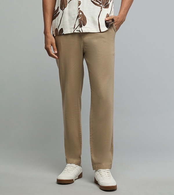 Solid Tapered Fit Pants with Drawstring Waist