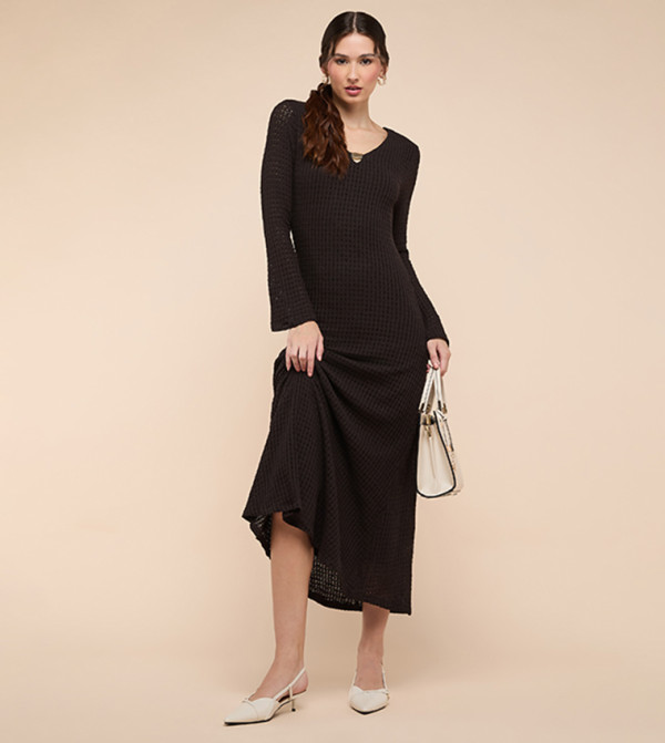 Openwork Midaxi Dress with V-Neck and Flared Sleeves